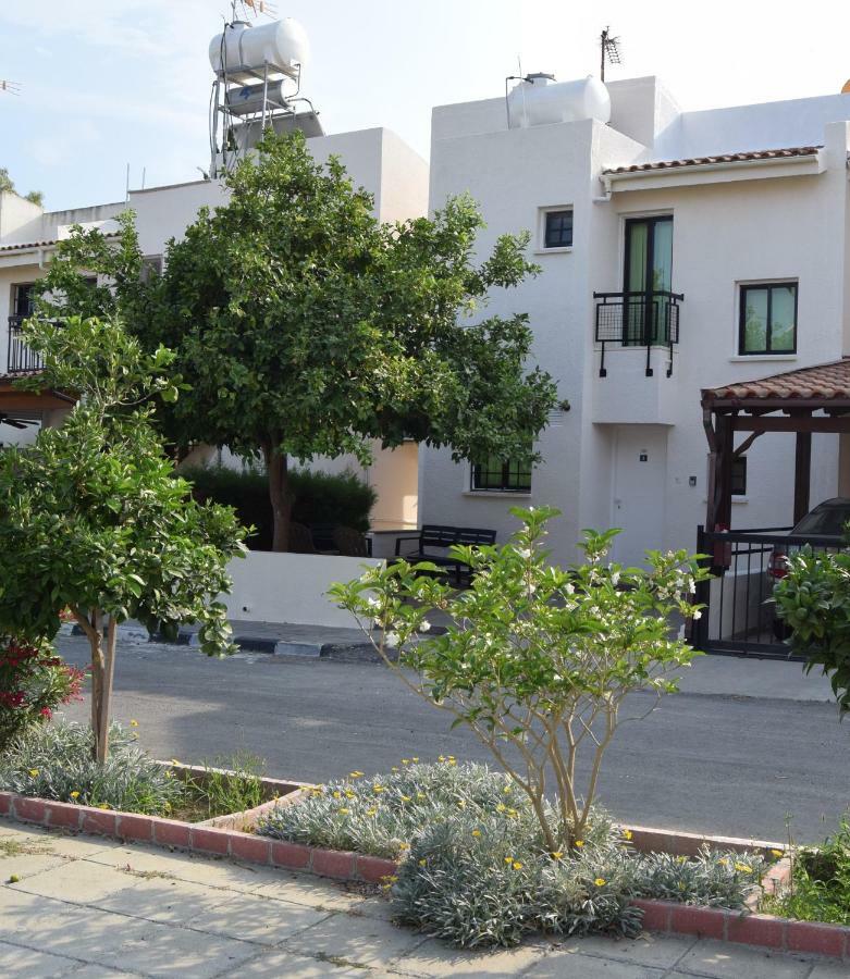 Christos Beach House Ларнака Екстер'єр фото