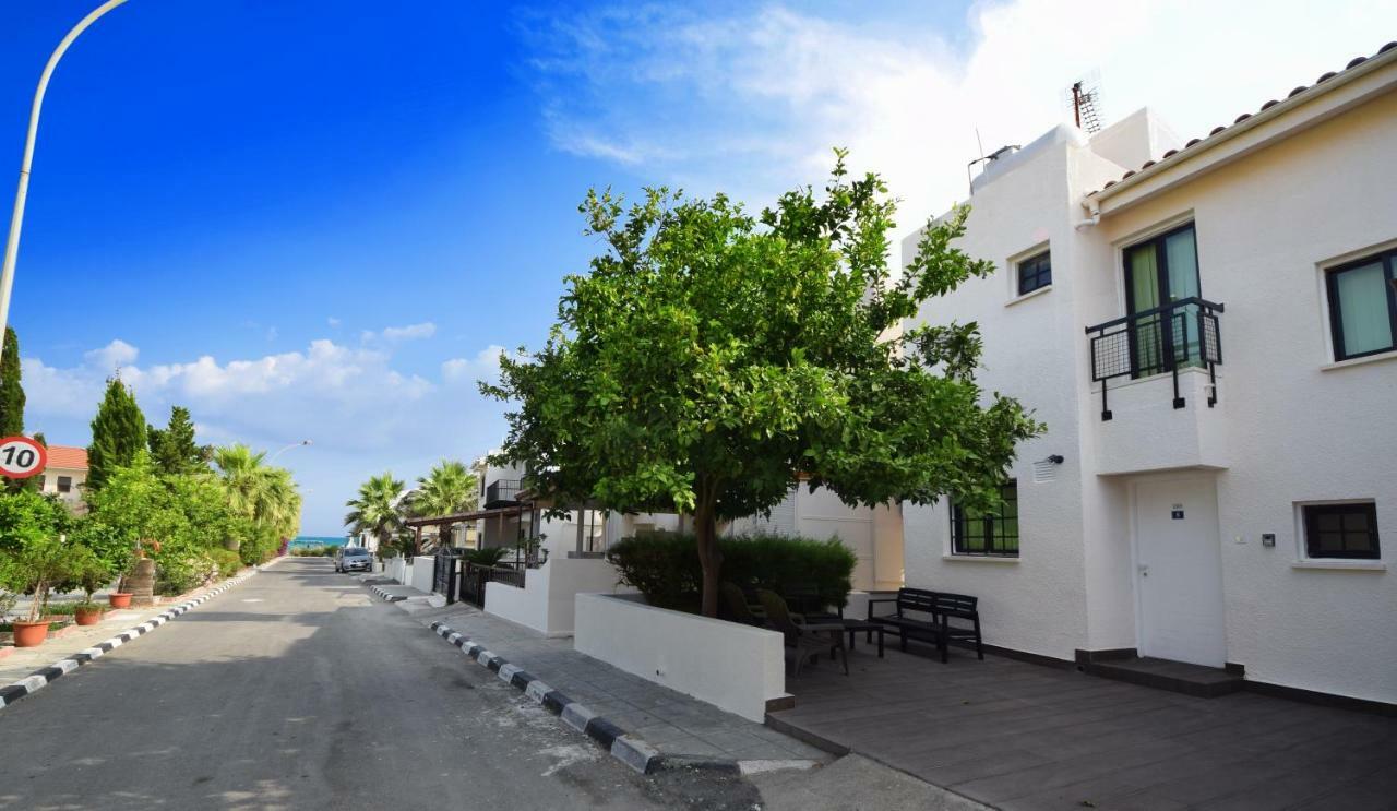 Christos Beach House Ларнака Екстер'єр фото